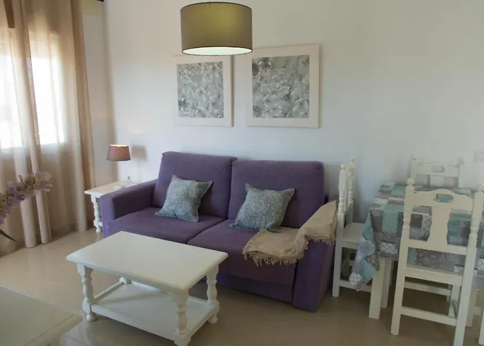 Conil Alquila * كونيل ذي لا فرونتيرا